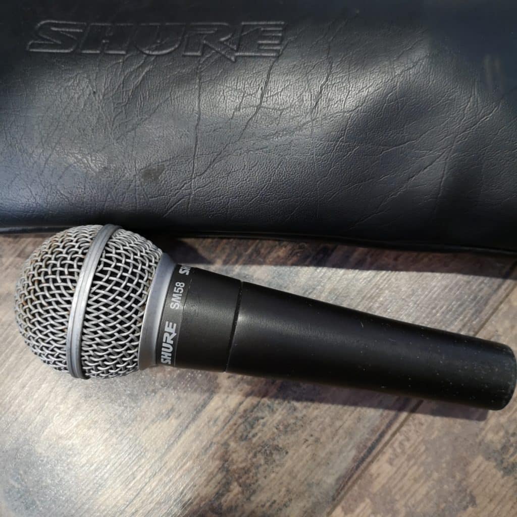 Shure SM58 - Test & Review - Studio Dynamic Microphone